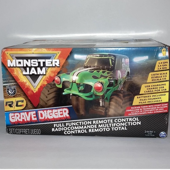 Grave Digger RC Monster Truck 1:15 Scale Remote Control Toy